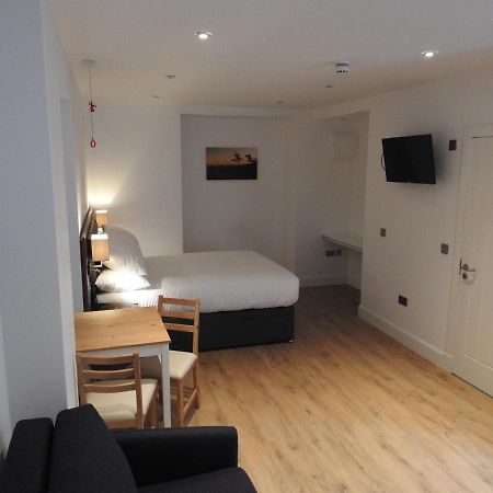 House Of Juniper - Luxury Accessible Apartment Broadford  Esterno foto