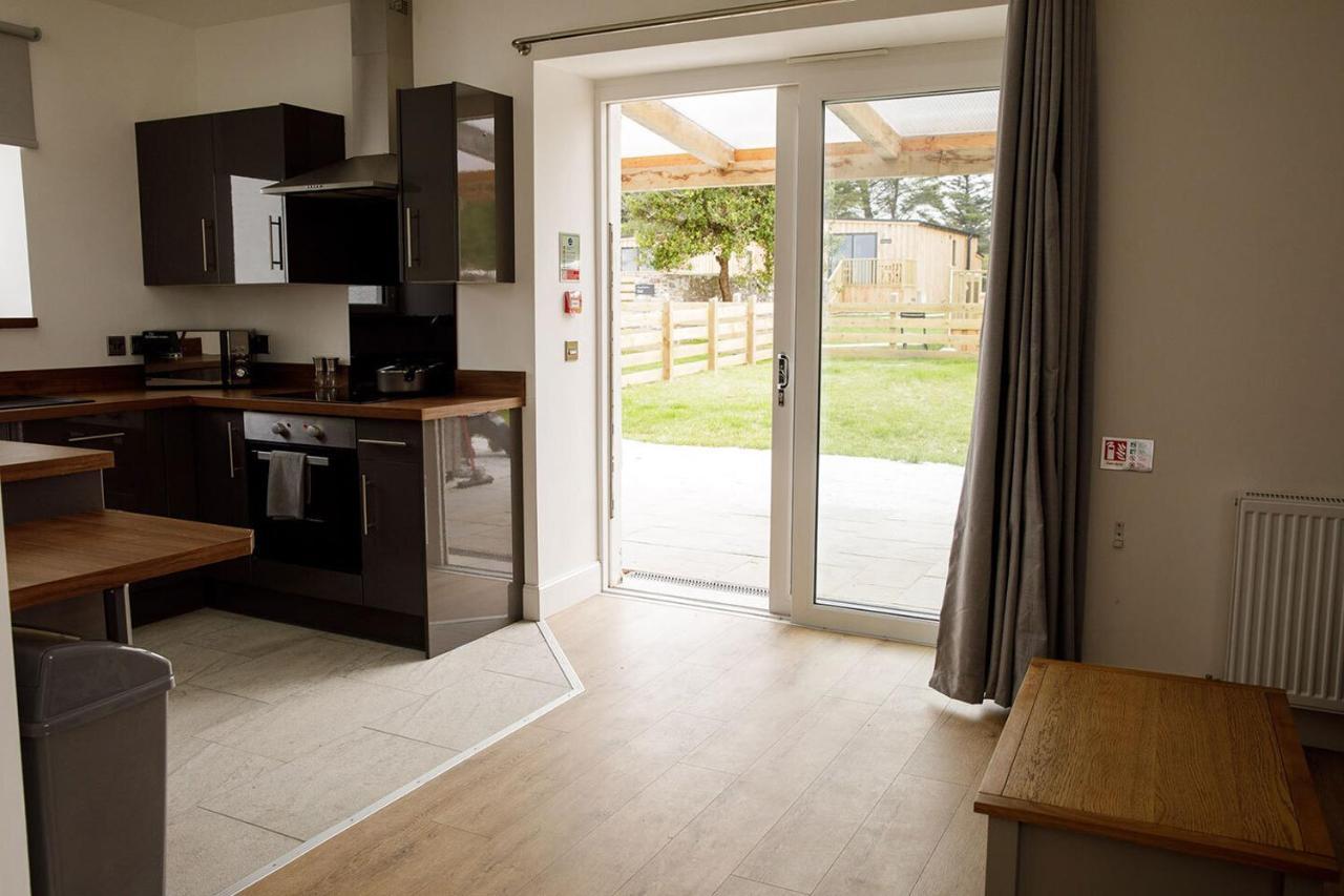 House Of Juniper - Luxury Accessible Apartment Broadford  Esterno foto